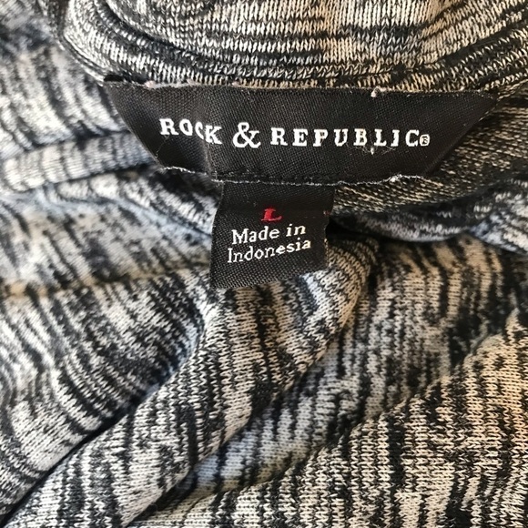 Rock & Republic top - Picture 6 of 6